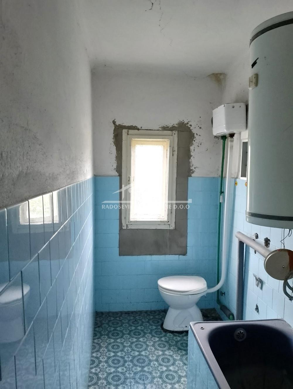 Slika 9 - Ivka Milosavljevića,  Kuća na prodaju, 66m2, 90.000€