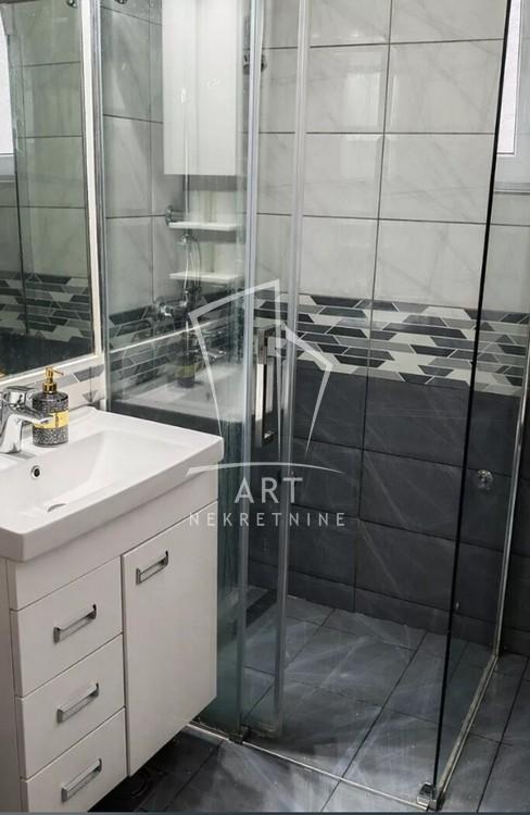 Slika 3 - Kneza Žike Mihajlovića, Trosoban stan za izdavanje, 77m2, 600€