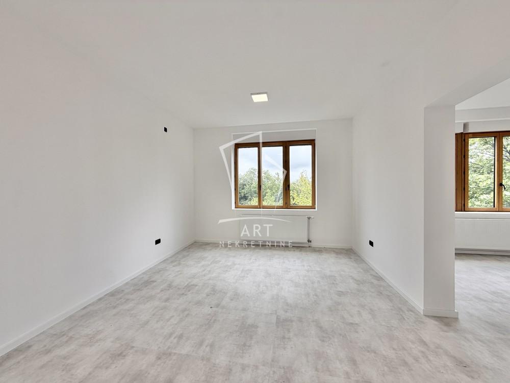Slika 2 - Bulevar Kralja Aleksandra, Četvorosoban stan na prodaju, 103m2, 570.000€