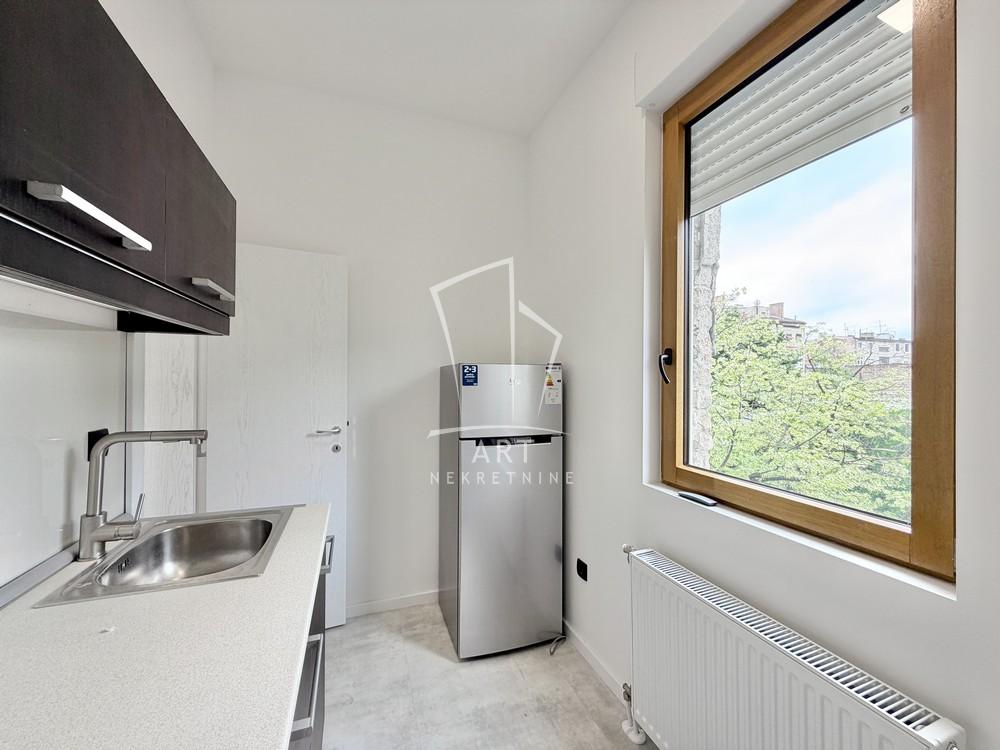 Slika 8 - Bulevar Kralja Aleksandra, Četvorosoban stan na prodaju, 103m2, 570.000€