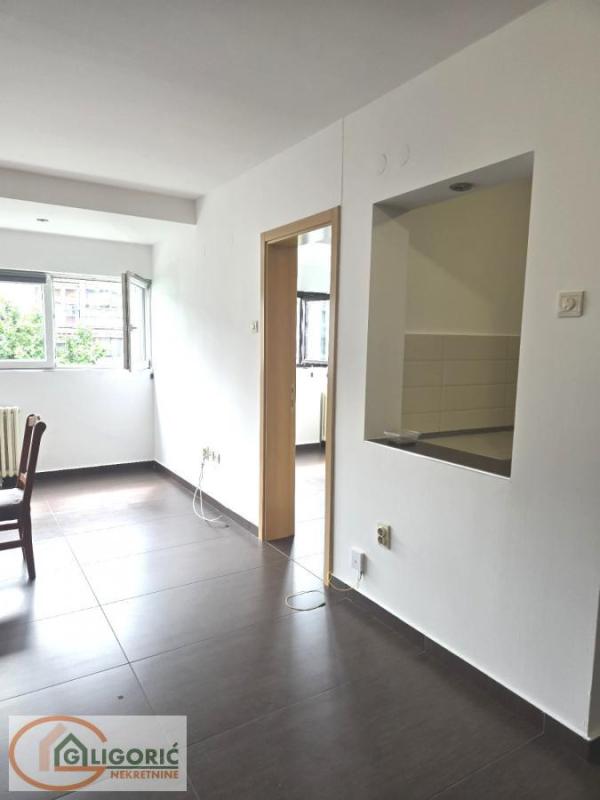 Slika 4 - Kraljice Marije,  Lokal za izdavanje, 41m2, 500€