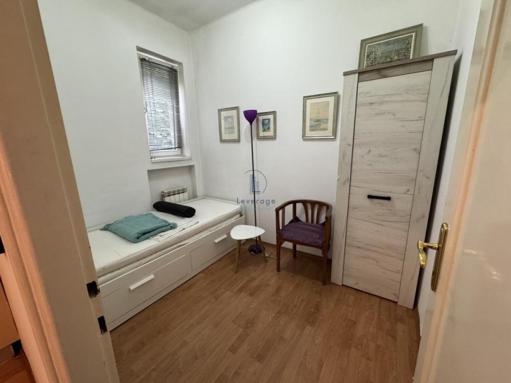 Slika 7 - 27. marta, Četvorosoban stan za izdavanje, 115m2, 1.200€