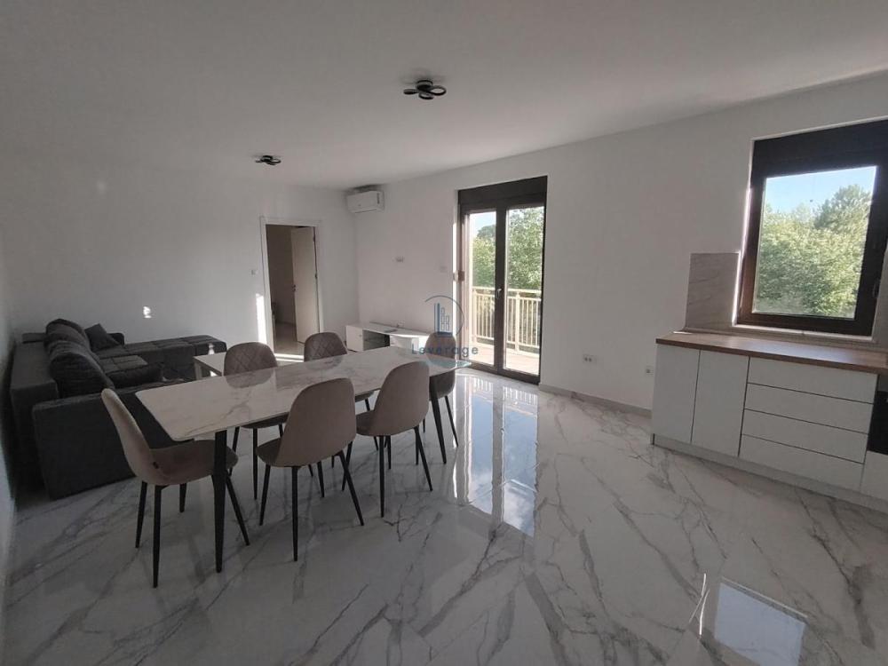 Slika 2 - Alfreda Nobela, Dvosoban stan za izdavanje, 50m2, 500€
