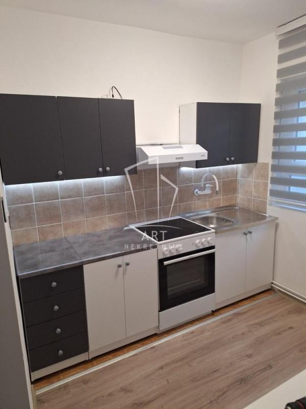 Slika 5 - Blagoja Parovića, Trosoban stan za izdavanje, 56m2, 550€