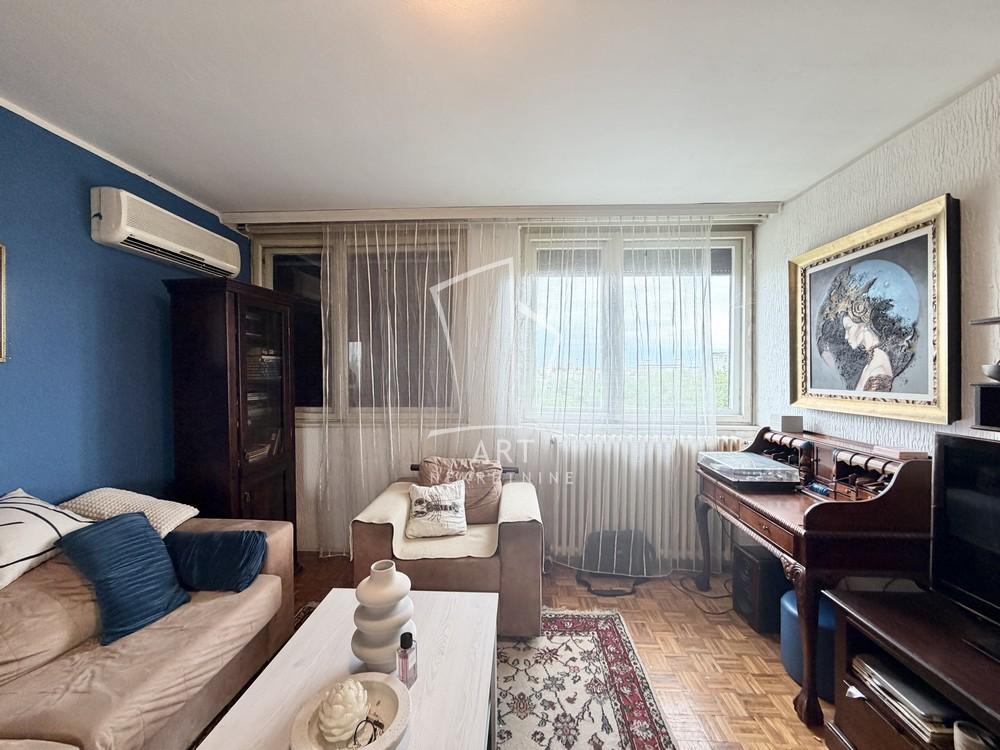 Slika 1 - Pariske komune, Jednoiposoban stan na prodaju, 35m2, 160.000€