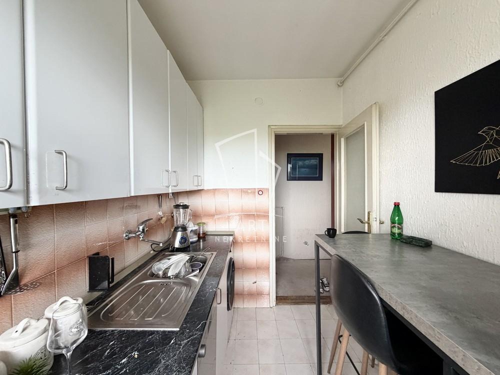 Slika 4 - Pariske komune, Jednoiposoban stan na prodaju, 35m2, 160.000€