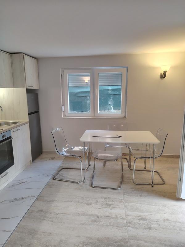 Glavna slika -Ratka Mitrovica, Jednoiposoban stan za izdavanje, 38m2, 450€