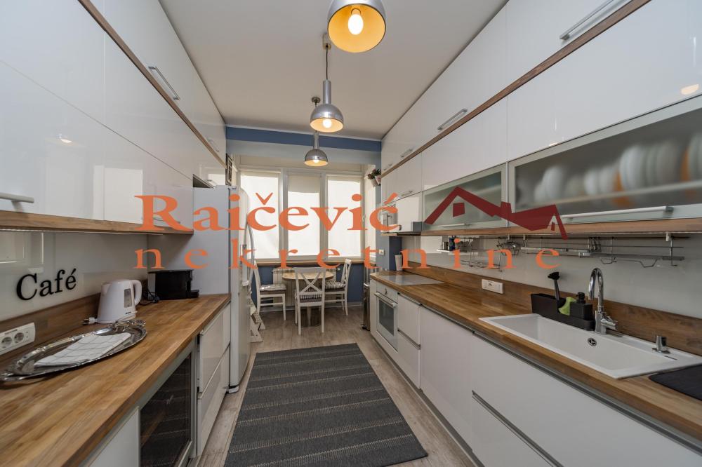 Slika 7 - Cetinjska, Trosoban stan na prodaju, 80m2, 399.000€