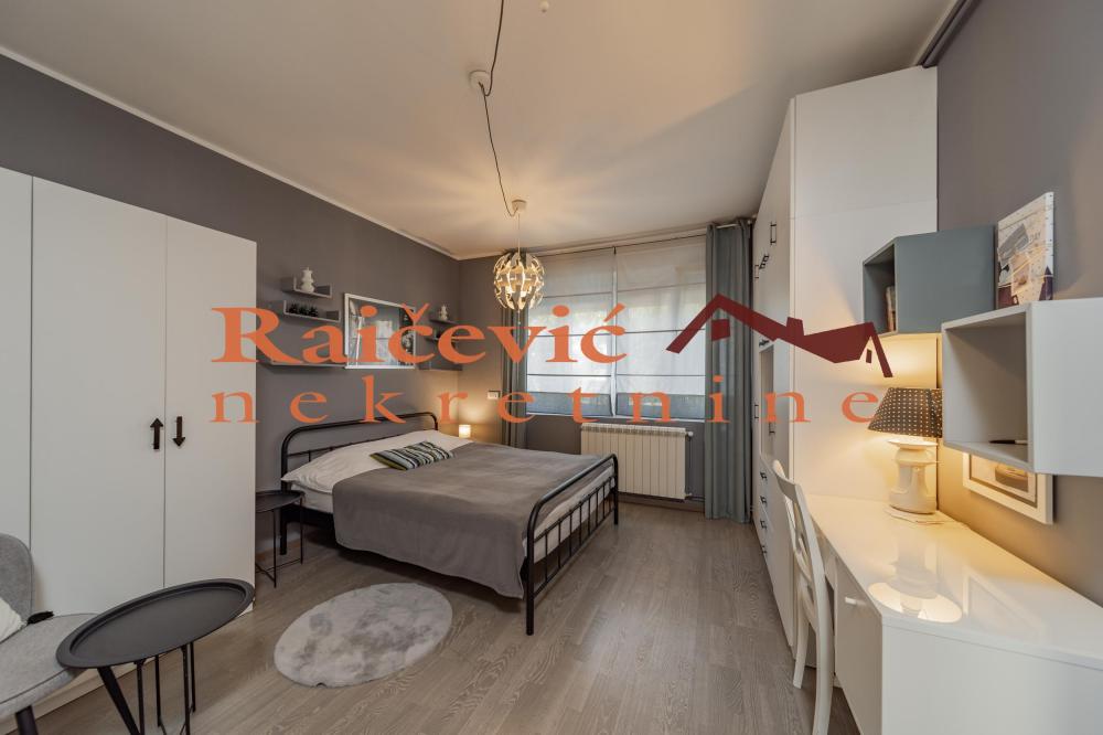 Slika 11 - Cetinjska, Trosoban stan na prodaju, 80m2, 399.000€