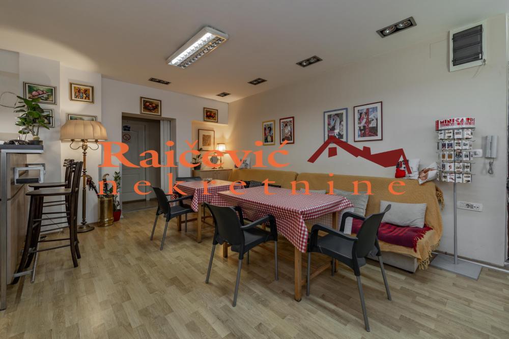 Slika 1 - Karadjordjeva, Šestosoban stan na prodaju, 93m2, 350.000€