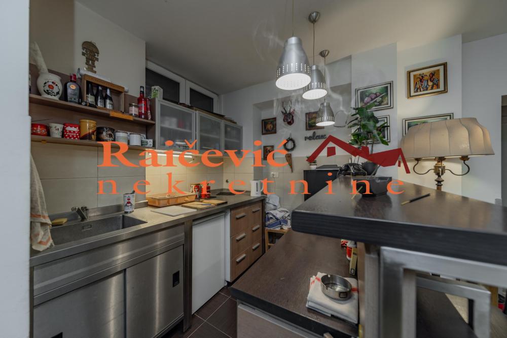 Slika 4 - Karadjordjeva, Šestosoban stan na prodaju, 93m2, 350.000€