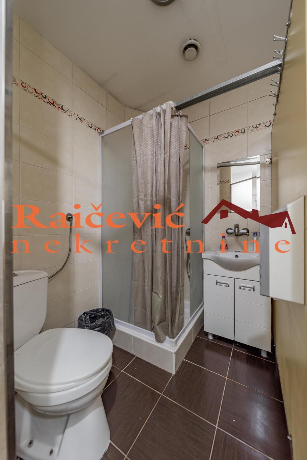 Slika 9 - Karadjordjeva, Šestosoban stan na prodaju, 93m2, 350.000€
