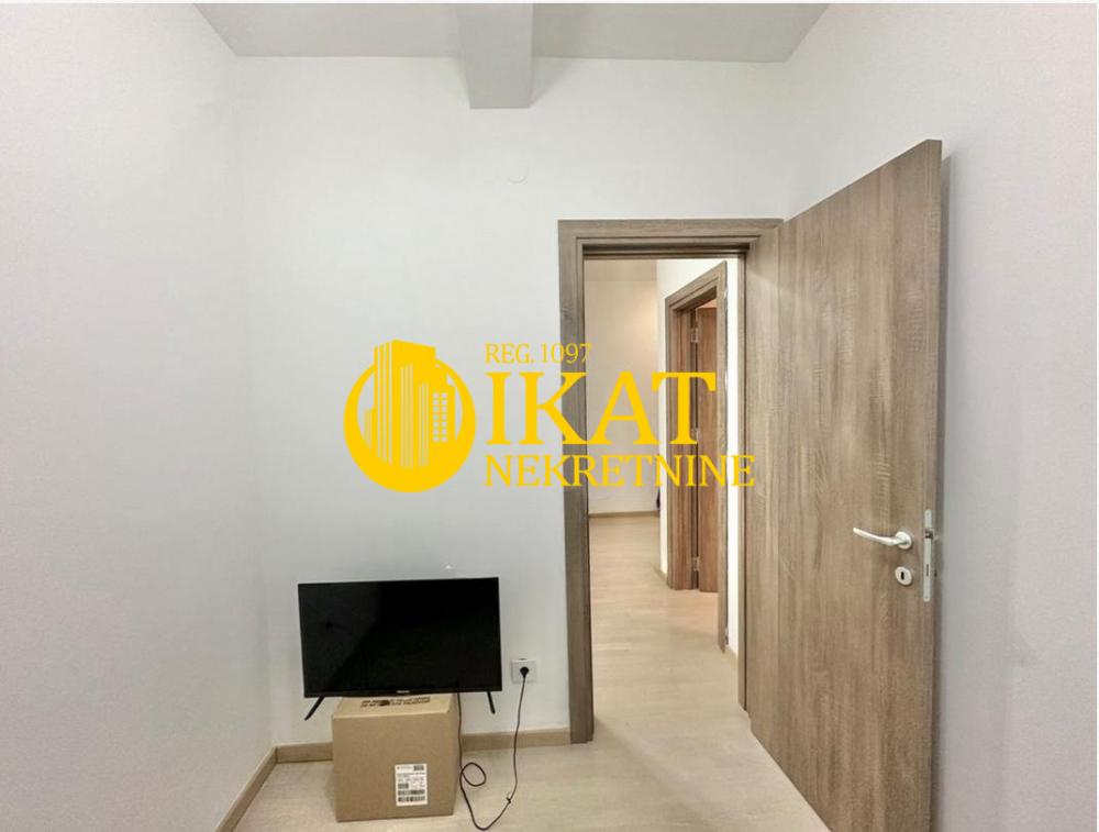 Slika 10 - Matice Srpske, Dvoiposoban stan na prodaju, 64m2, 130.000€