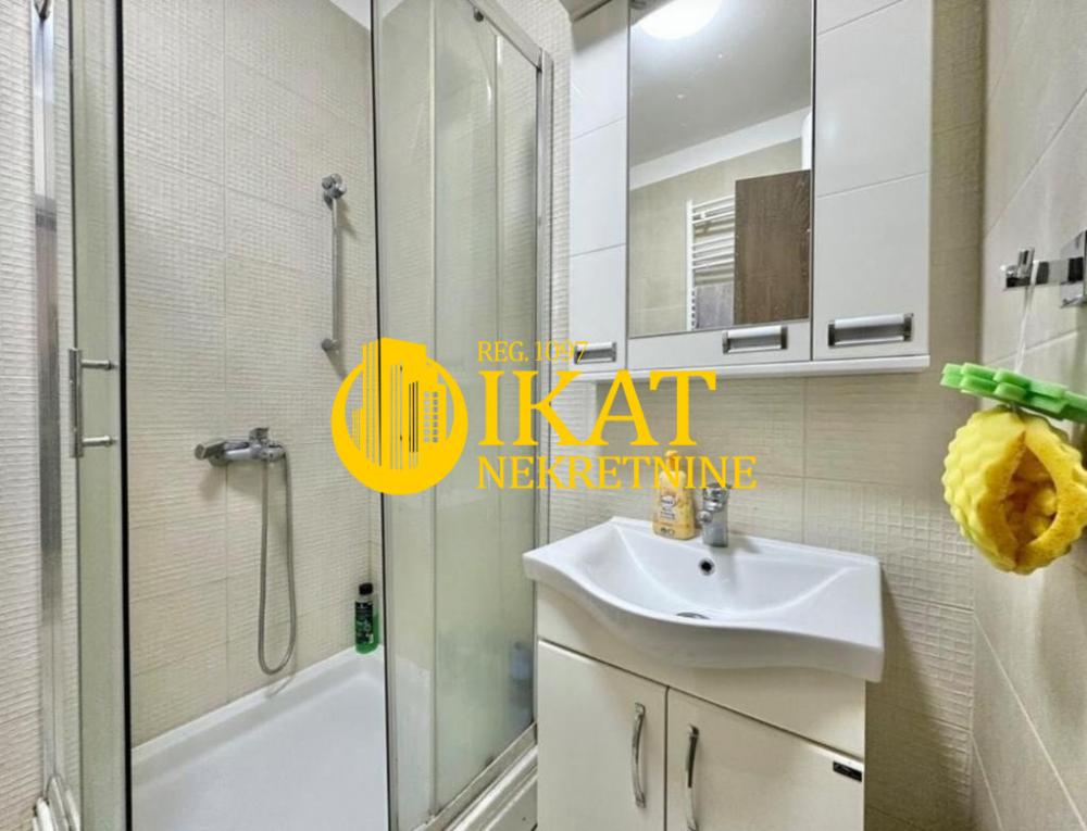 Slika 11 - Matice Srpske, Dvoiposoban stan na prodaju, 64m2, 130.000€