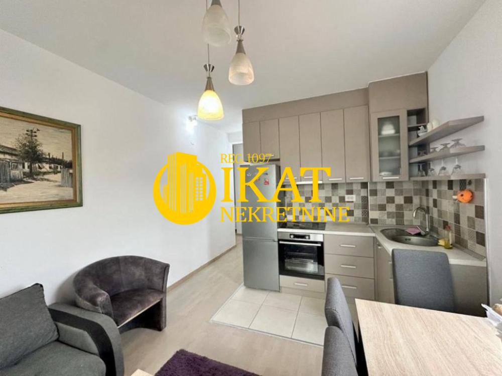 Slika 3 - Matice Srpske, Dvoiposoban stan na prodaju, 64m2, 130.000€