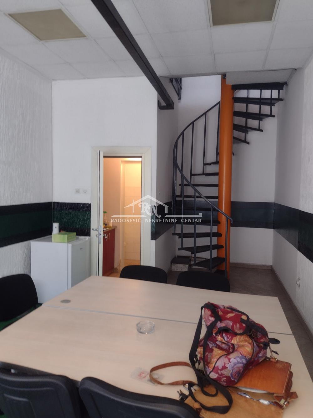 Slika 3 - Stevana Brakusa,  Lokal za izdavanje, 34m2, 300€