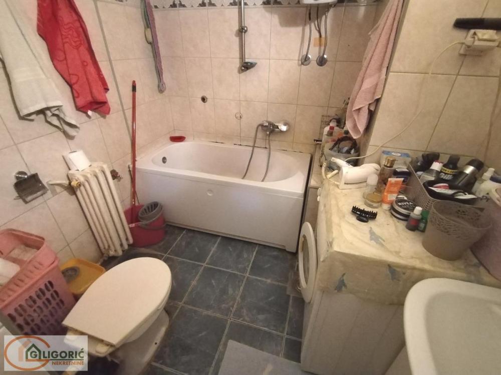 Slika 9 - Petosoban stan na prodaju, 100m2, 134.000€