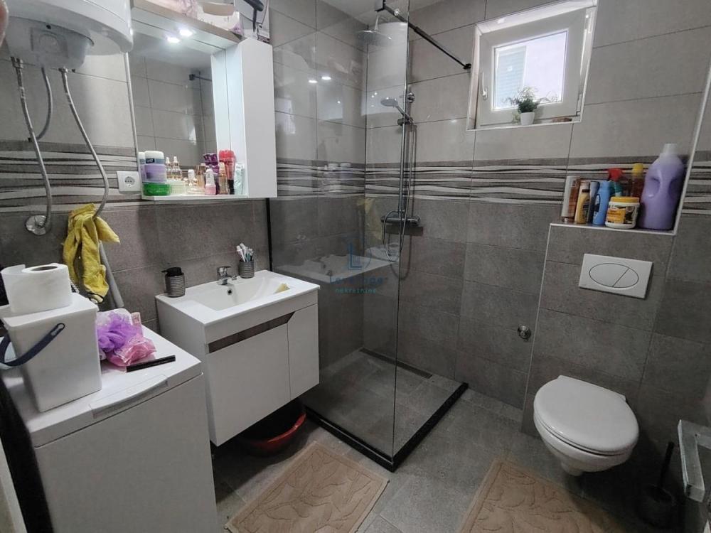 Slika 8 - Ugrinovački put 19. deo, Trosoban stan za izdavanje, 60m2, 500€