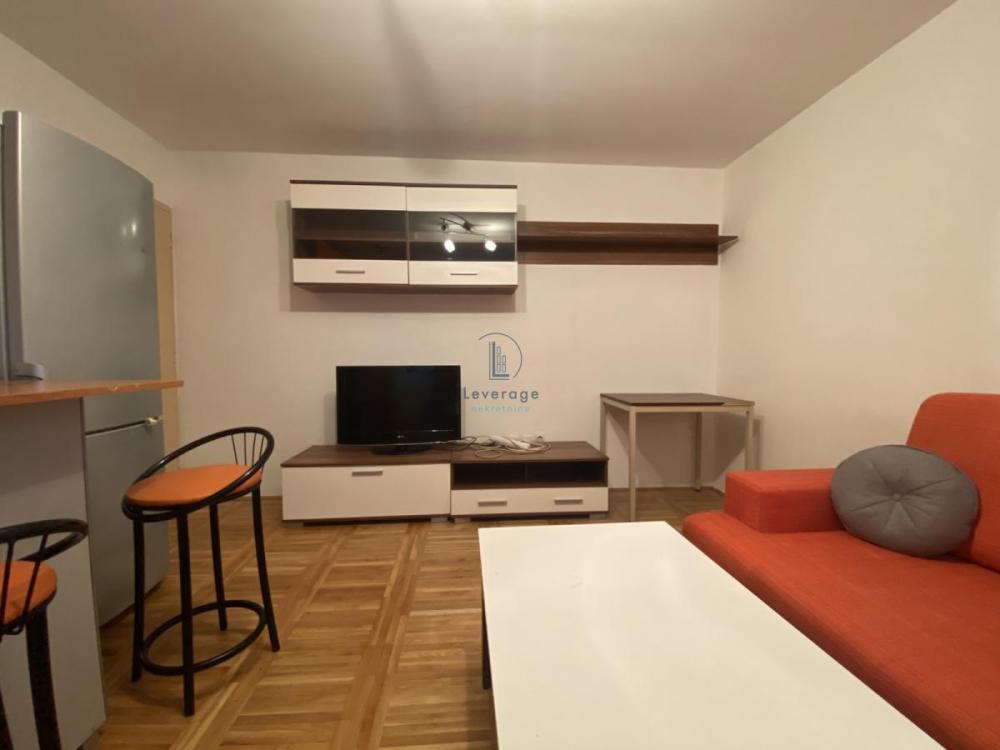 Slika 1 - Garsija Lorke, Jednoiposoban stan za izdavanje, 47m2, 400€