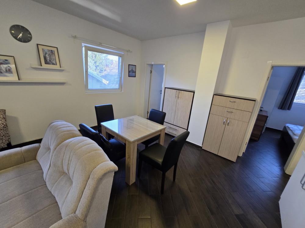 Slika 2 - Hercegovačka, Dvoiposoban stan za izdavanje, 51m2, 450€
