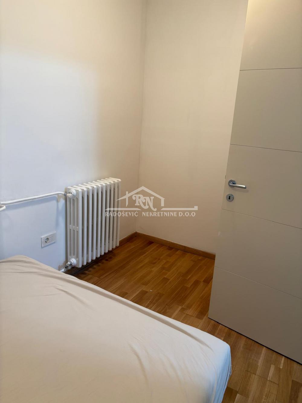 Slika 10 - Luke Vojvodića, Jednoiposoban stan na prodaju, 41m2, 120.000€