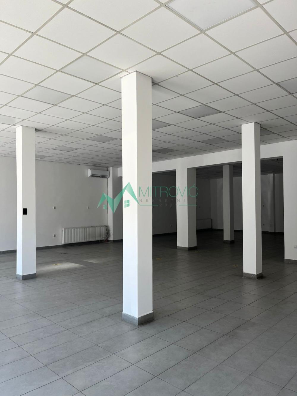 Slika 3 -  Lokal za izdavanje, 202m2, 2.200€