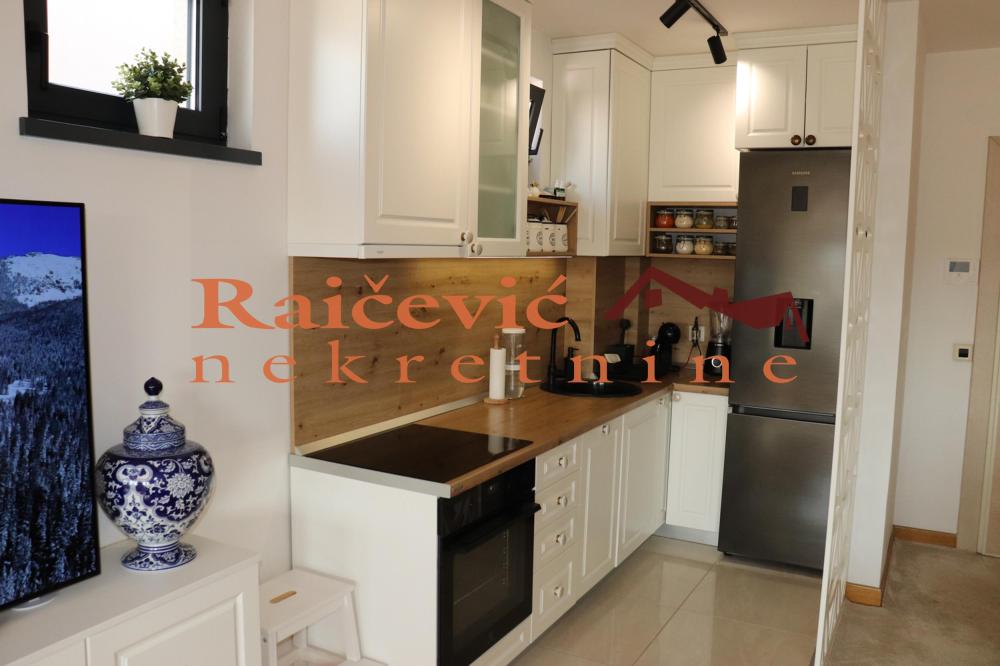 Slika 8 - Jove Ilica, Četvorosoban stan na prodaju, 103m2, 520.000€