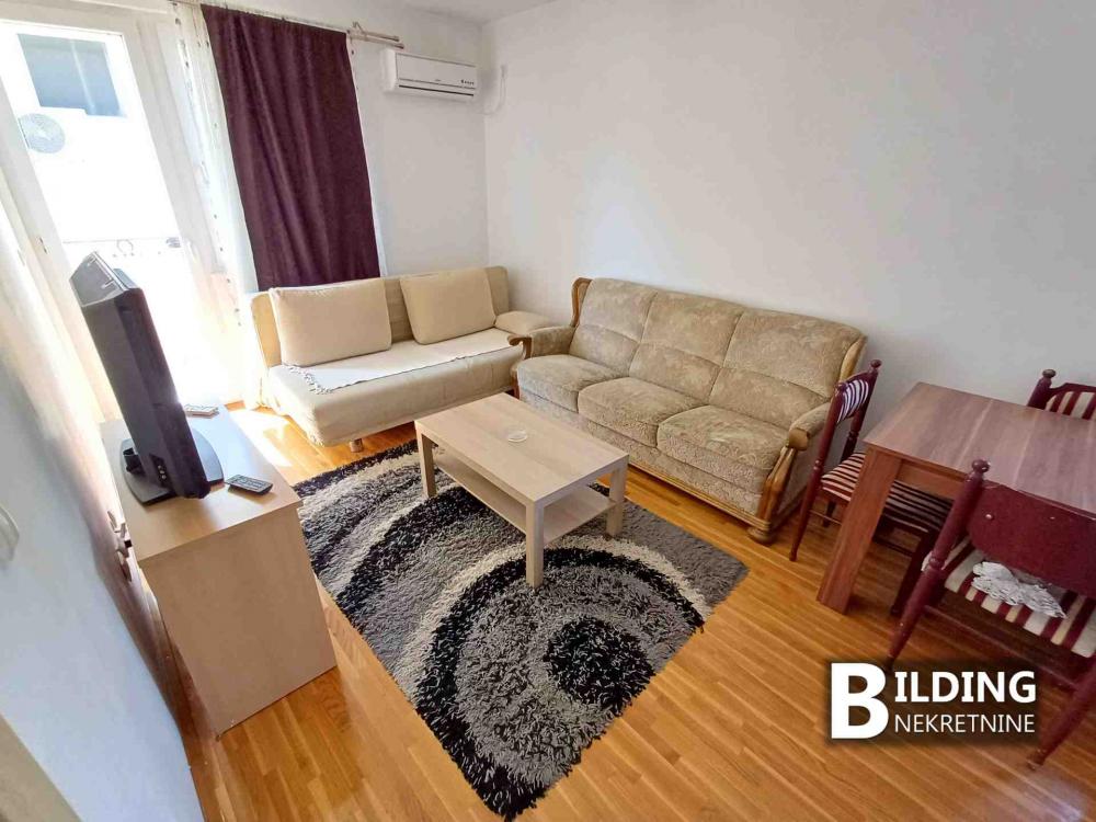 Slika 1 - Surčinski put, Dvosoban stan za izdavanje, 40m2, 450€