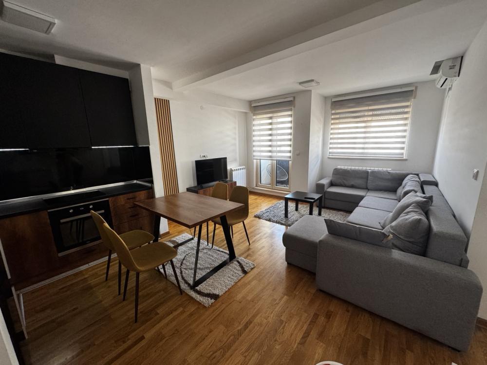 Glavna slika -Krfska, Trosoban stan za izdavanje, 50m2, 700€