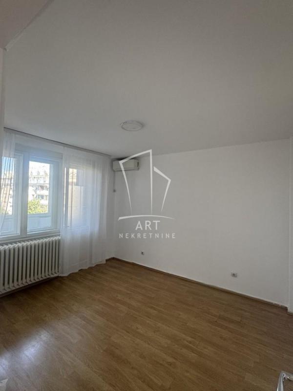 Slika 3 - 27. marta, Dvoiposoban stan za izdavanje, 57m2, 700€