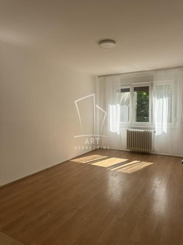 Glavna slika oglasa 402786