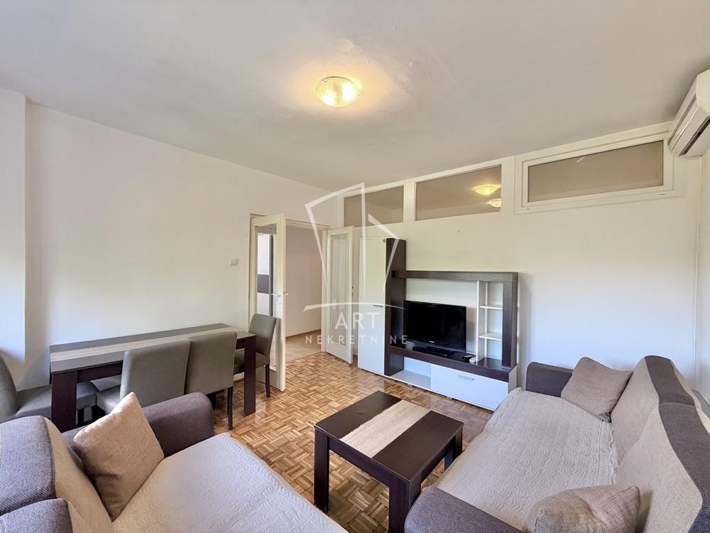 Slika 3 - Sretena Mladenovića Mike, Dvoiposoban stan na prodaju, 40m2, 125.000€