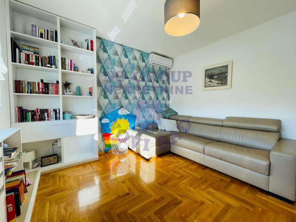 Glavna slika -Trosoban stan na prodaju, 70m2, 216.300€
