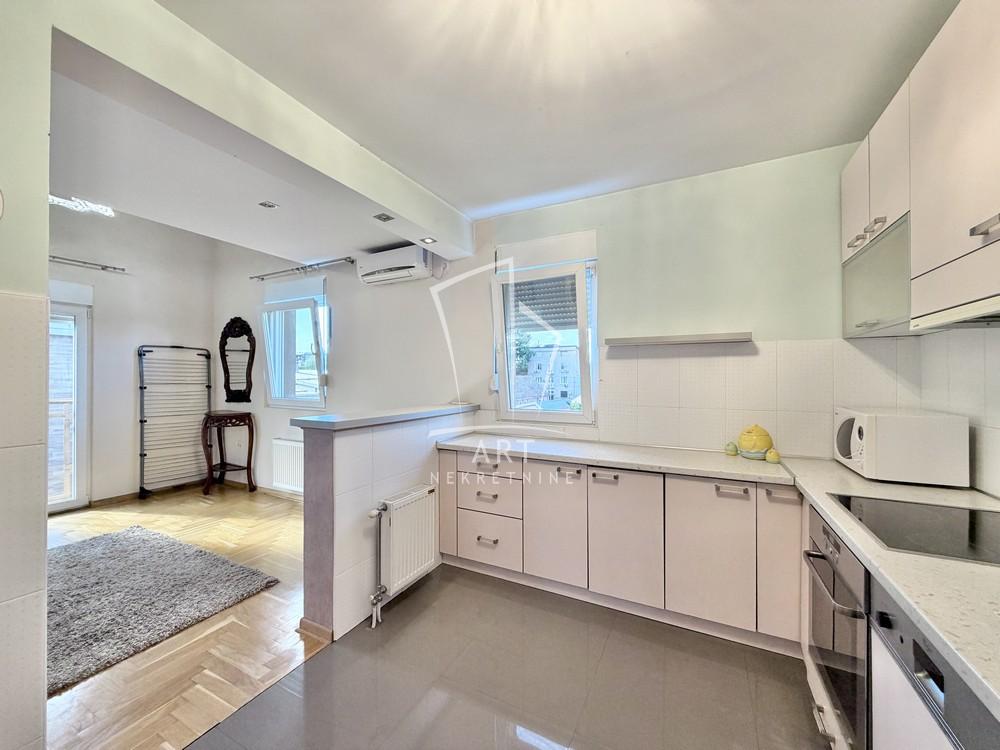 Slika 6 - Dragana Rakića, Trosoban stan na prodaju, 84m2, 304.500€