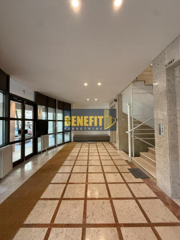 Slika 1 -  Lokal na prodaju, 200m2, 600.000€
