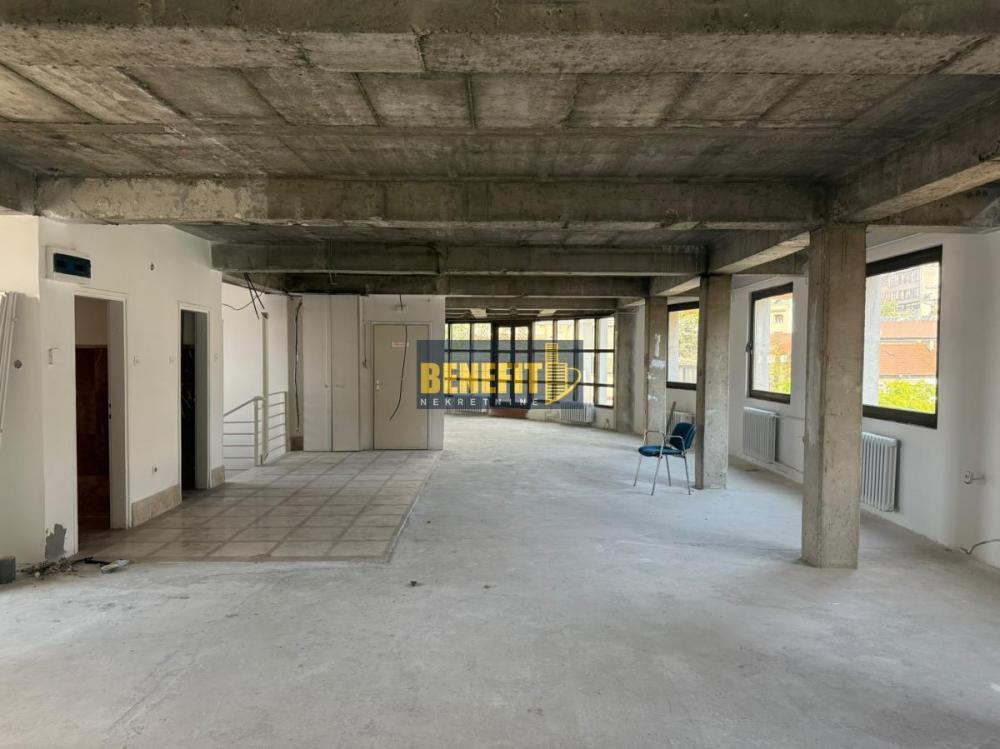 Slika 7 -  Lokal za izdavanje, 200m2, 2.400€
