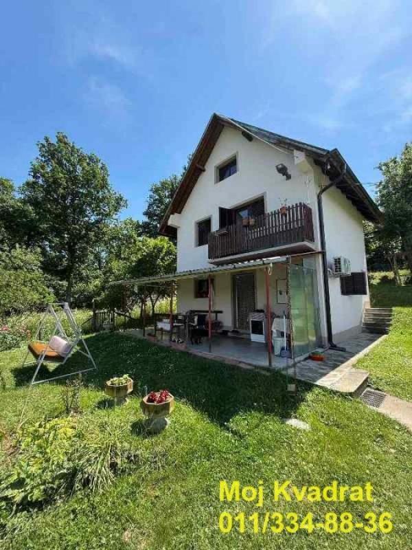 Glavna slika - Plac na prodaju, Sopot, Stojnik, 69.990€