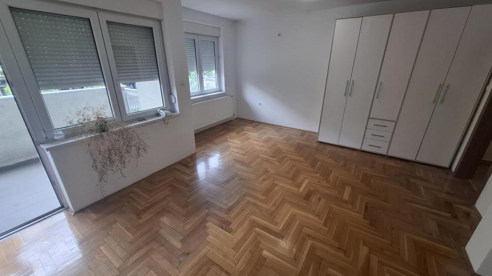 Slika 5 - Dvosoban stan za izdavanje, 67m2, 500€