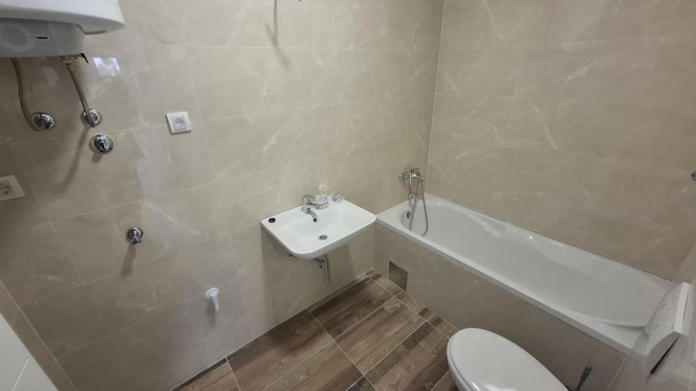 Slika 6 - Četvorosoban stan za izdavanje, 88m2, 600€