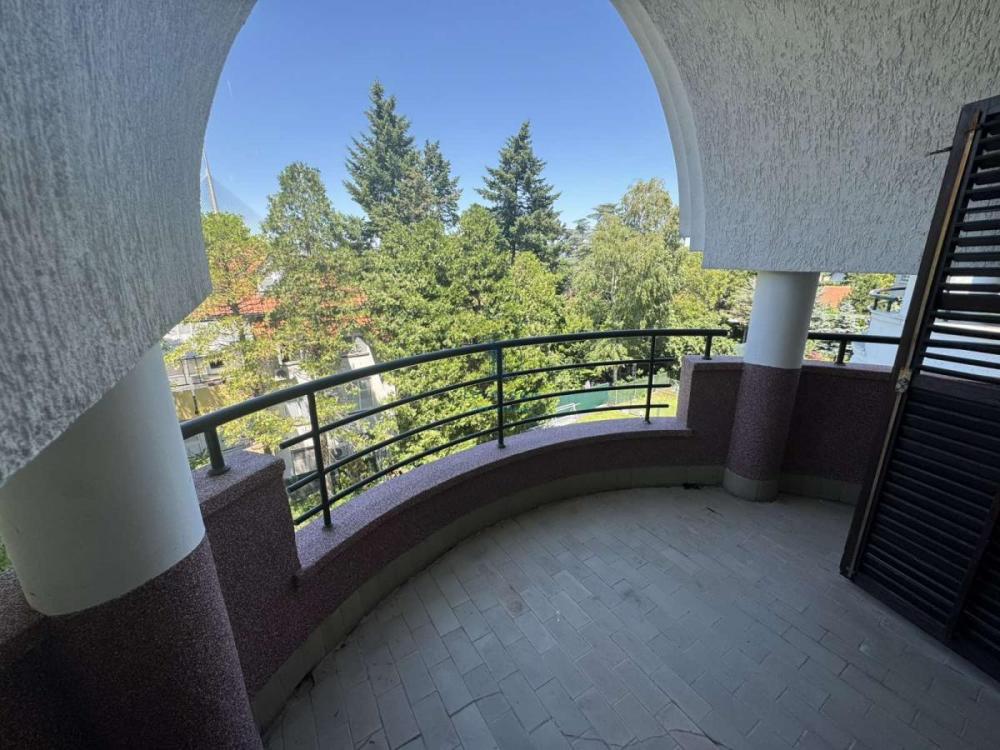 Slika 11 -  Kuća za izdavanje, 290m2, 2.500€