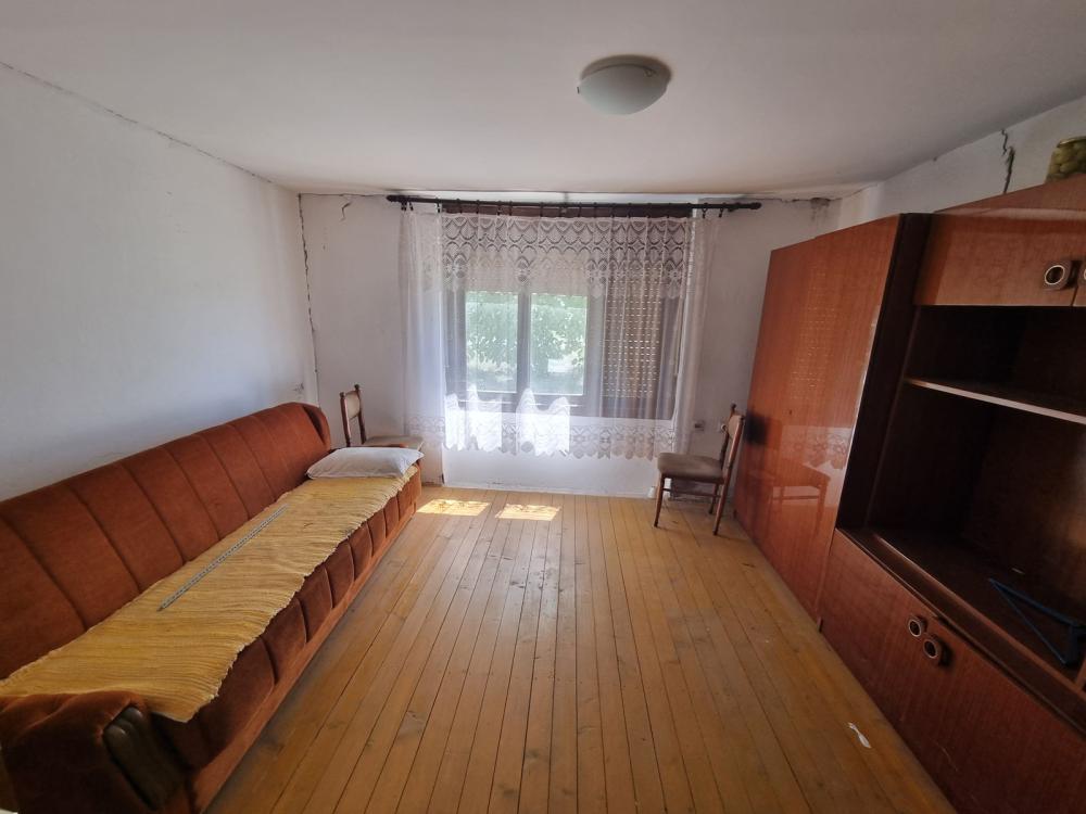 Slika 8 -  Kuća na prodaju, 210m2, 74.270€