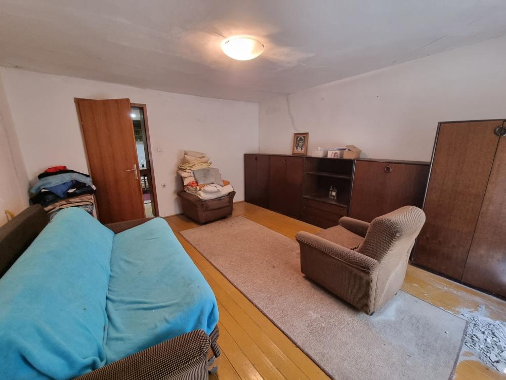 Slika 10 -  Kuća na prodaju, 210m2, 74.270€