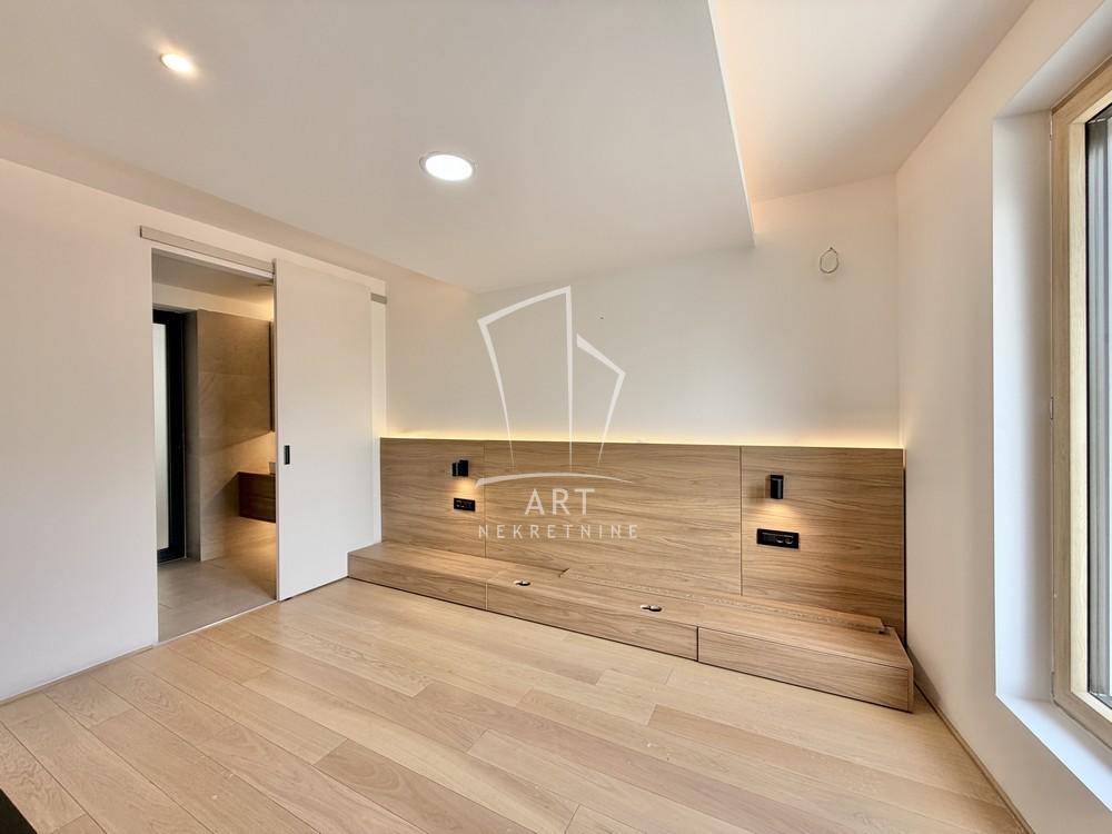 Slika 11 - Sazonova, Trosoban stan za izdavanje, 132m2, 1.600€
