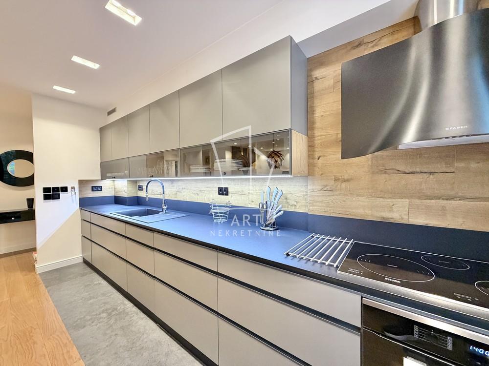 Slika 8 - Dositejeva, Trosoban stan za izdavanje, 84m2, 2.000€