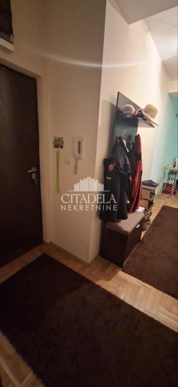 Slika 1 - Vojvode Stepe, Jednoiposoban stan na prodaju, 51m2, 180.000€