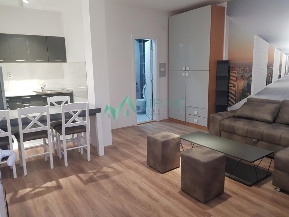 Slika 2 -  Stan za izdavanje, 26m2, 250€