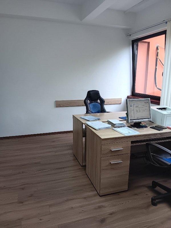 Glavna slika -Bulevar kralja Aleksandra,  Lokal za izdavanje, 33m2, 400€