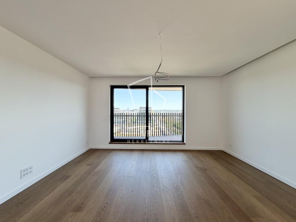 Slika 3 - Omladinskih brigada, Trosoban stan na prodaju, 170m2, 870.000€