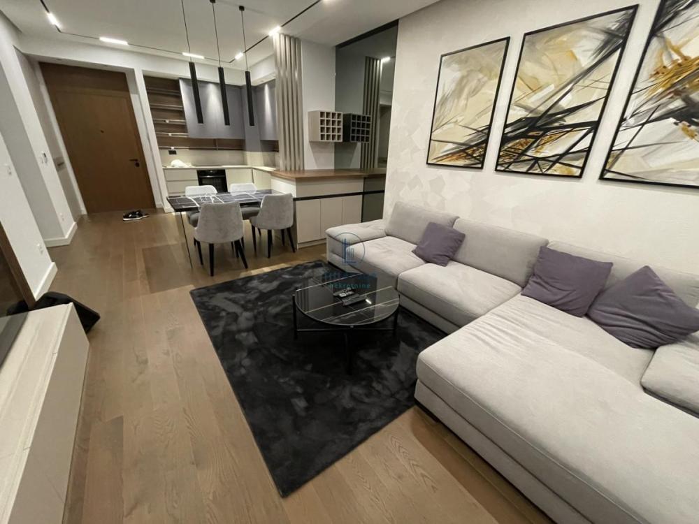 Slika 2 - Dvosoban stan za izdavanje, 71m2, 1.800€