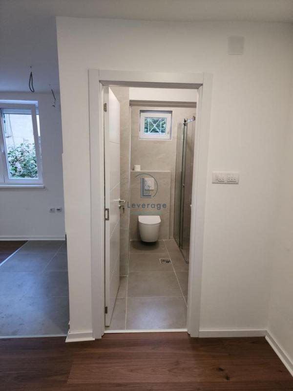 Slika 10 - Viktora Igoa, Jednoiposoban stan na prodaju, 30m2, 139.885€